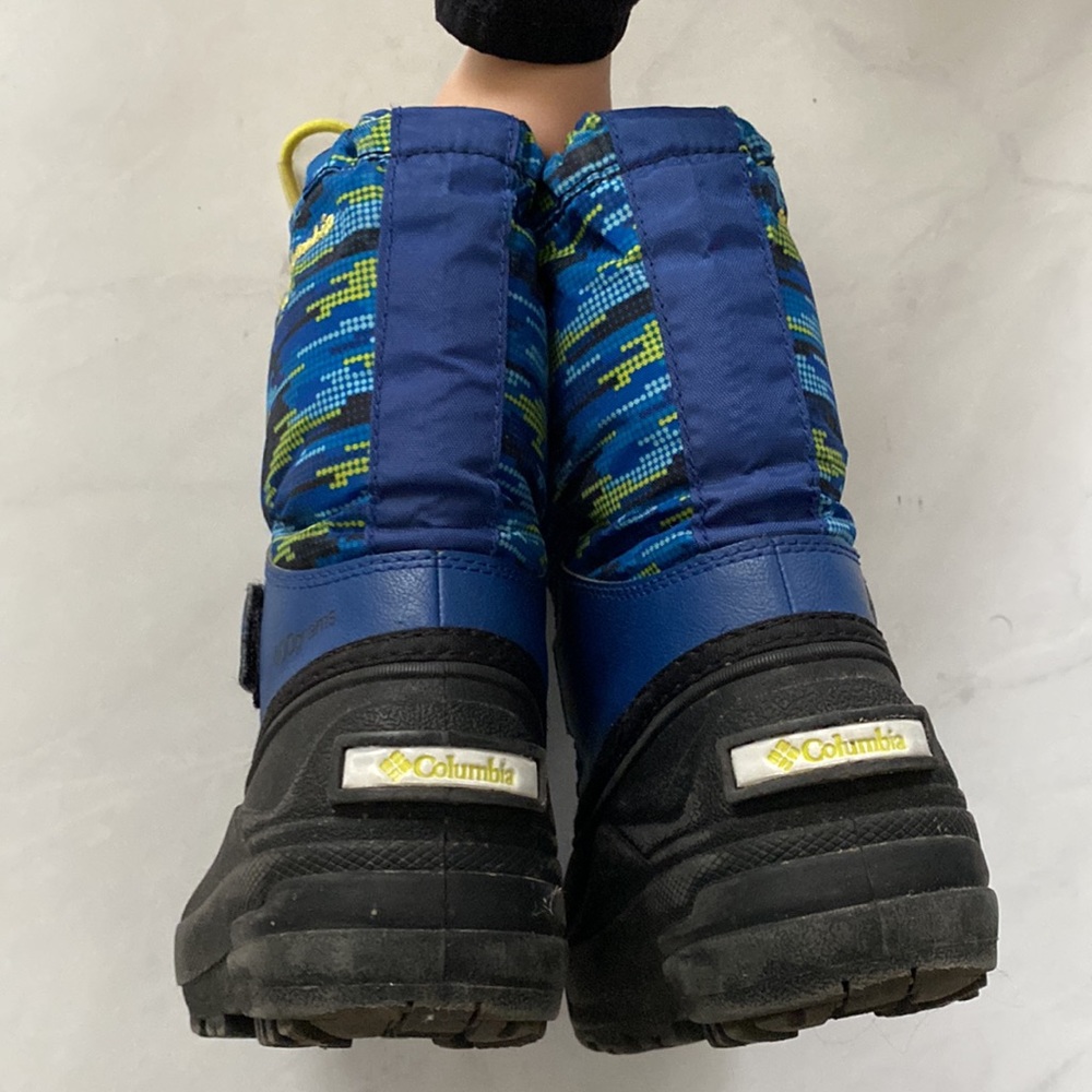 Toddler Columbia size 10 winter boots - Picture 4 of 6